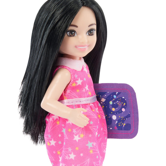 Barbie  Chelsea  Poupée Astronome et Accessoires, Brunette
